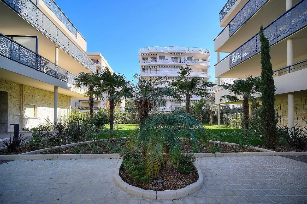 Immogroom - Garden - Bikes - Bbq - Parking - Ac Cannes 0*,  France